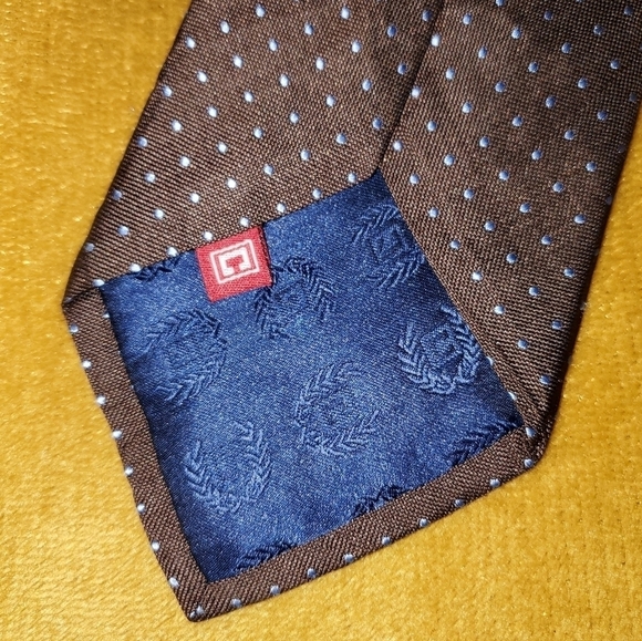 Dark Brown Tie with Small Blue Dots - NEW - Picture 5 of 7